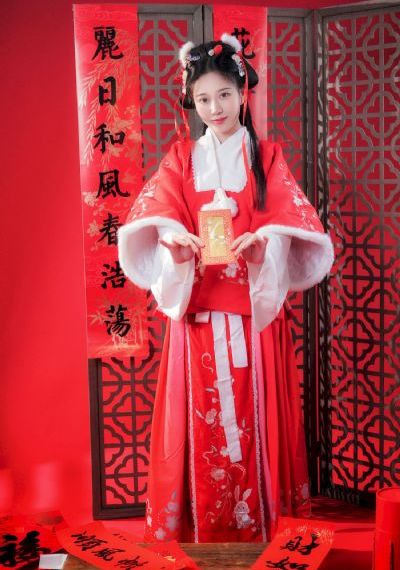 公车上猛烈的进入赵雪晴_国产剧免费在线观看